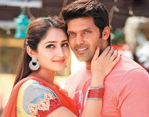 Arya, Sayyeshaa in Ghajinikanth.