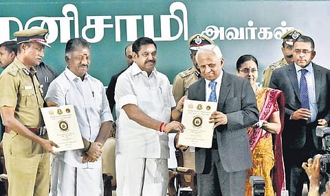 Chief Minister Edappadi K Palaniswami exchanging the MoU with Prof B N Gangadhar, the Director of Nimhans, Bengaluru, to conduct wellness programmes for policemen, at a function held in the city on Thursday |  P Jawahar