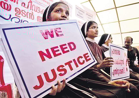 Nuns of the Missionaries of Jesus at their dharna at the High Court junction in Kochi, demanding the arrest of Jalandhar Bishop Franco Mulakkal. ( Photo | ENS/Albin Mathew)