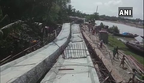 An under-construction bridge collpased in West Bengal's South 24 Parganas district on 24 Sept. 24 2018 (Photo | PTI)