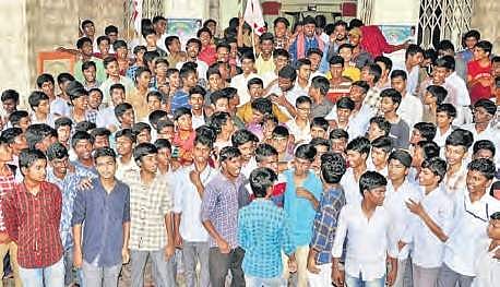 As the news spread, enraged students attacked SV Polytechnic  on Thursday afternoon | Madhav K