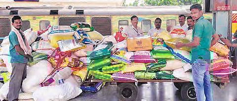23 tonnes of flood relief material sent to Kerala from Vijayawada station