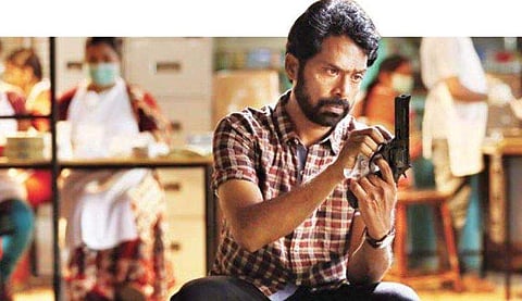 A still from Vanjagar Ulagam