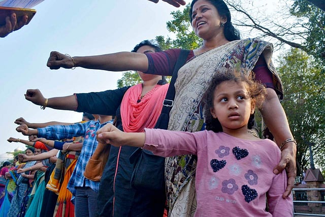 LDF activists from Kottayam and Pathanamthitta districts joined the wall at various places in Alappuzha. Works Minister G Sudhakaran, Finance Minister T M Thomas Isaac, Food and Civil Supplies Minister P Thilothaman, Animal Husbandry Minister K Raju, MLAs Prathibha Hari, R Rajesh, Saji Cheriyan and A M Ariff and other representatives from local self-government institutions attended public meets organised at various places as part of the wall. The LDF had arranged meetings at 30 centres along the NH in the district. (Photo | Manu R Maveli/EPS)
