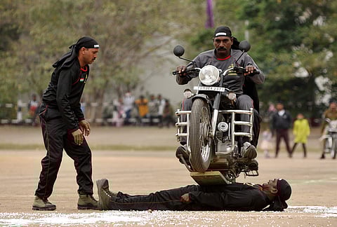 Indian Railway Protection Force (RPF) commandos perform stunts during Republic Day celebrations in Hyderabad.(Photo| R Satish Babu/ EPS)