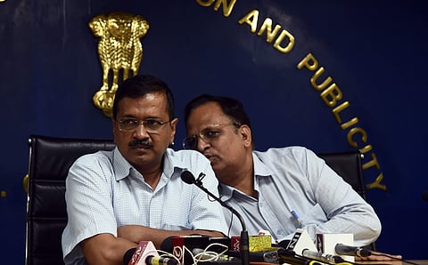 Delhi Chief Minister Arvind Kejriwal (L) (Photo | EPS/Parveen Negi)