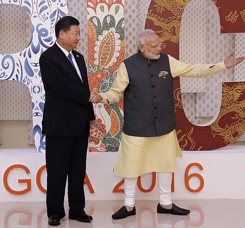 Chinese President Xi Jingping and Indian Prime Minister Narendra Modi (Photo | AP)