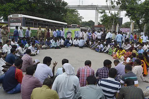 TSRTC workers protesting at JBS bus stop on 10th day of the strike in Hyderabad (Photo | EPS)