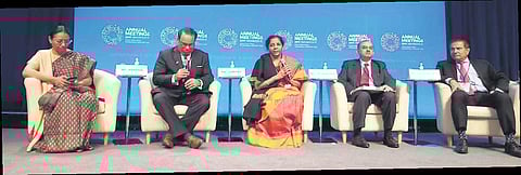 Union Finance Minister Nirmala Sitharaman (Centre) speaks to investors and US-based businessmen during her US tour. (Photo | EPS)