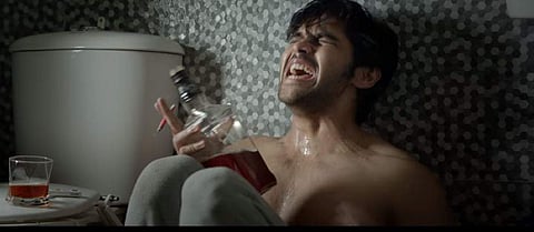 Dhruv Vikram in 'Adithya Varma'. (YouTube screengrab)