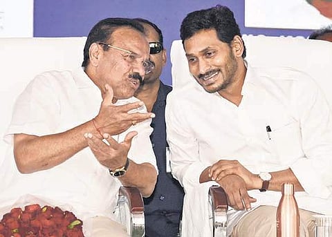 Union Minister DV Sadananda Gowda and Chief Minister YS Jagan Mohan Reddy at the inauguration of CIPET building at Surampalli in Krishna district on Thursday I Express