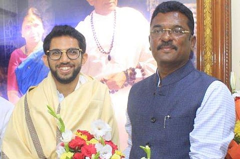 Shiv Sena MLA Pratap Sarnaik (right) with Aditya Thackeray (left) (Photo | Pratap Sarnaik Twitter)