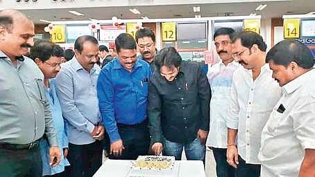 Visakhapatnam MP MVV Satyanarayana cut the cake to mark the occasion (Photo |EPS)