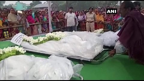 The mortal remains of the five labourers were handed to their kin in Murshidabad (Photo| ANI)