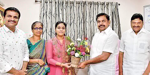 S J Janani, who received an award in the US for composing and singing a song on global peace, is being felicitated by Chief Minister Edappadi K Palaniswami in Chennai. Minister MC Sampath and Janani’s family are in the picture | Express