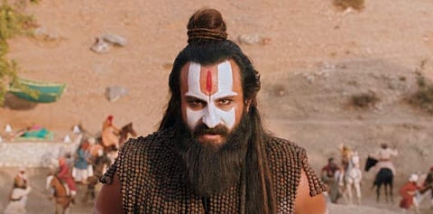 Saif Ali Khan in and as 'Laal Kaptaan'. (YouTube screengrab)