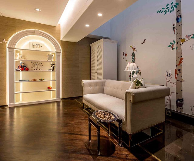 Gauri Khan created an all-white nursery for her best friend's adorable twins Roohi and Yash Johar. (Photo | Gauri Khan's website)