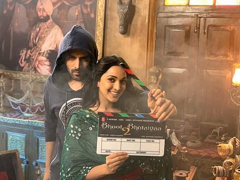 Kartik Aaryan and Kiara Advani on the sets of 'Bhool Bhulaiyaa 2'.