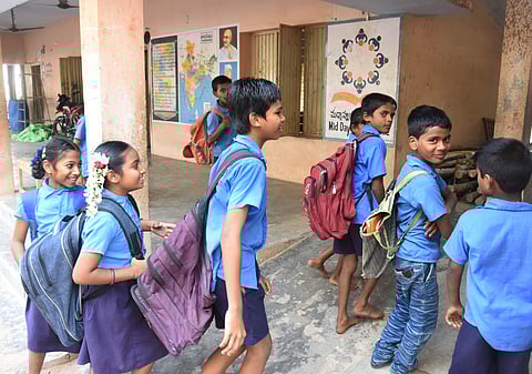 Students of MPUP school in Pedapulipaka near Vijayawada. (Photo | P Ravindra Babu, EPS)