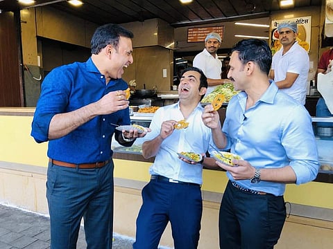 Seeing Laxman's tweet, netizens also lauded the former cricketer for making Gambhir smile in a carefree manner. (Photo | Twitter)