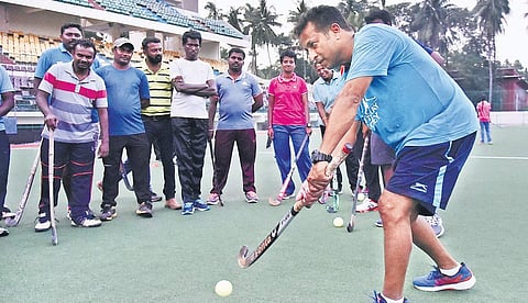 Former junior men’s coach Jude Felix during a coaching clinic in Chennai (Photo | P Jawahar, EPS)