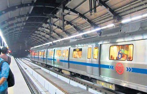 Delhi Metro Blue Line service