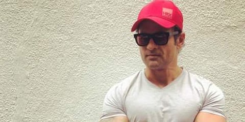 Bollywood actress Rohit Roy