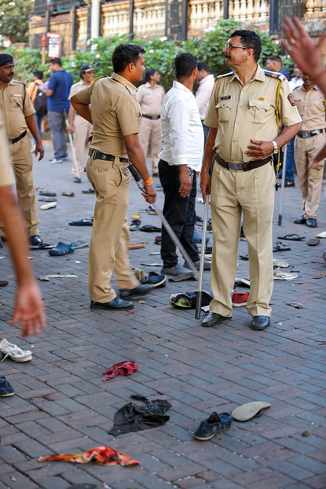 Shah Rukh Khan recently made an appearance on renowned show host David Letterman's 'My Next Guest Needs No Introduction' show on Netflix.  (Photo | PTI)