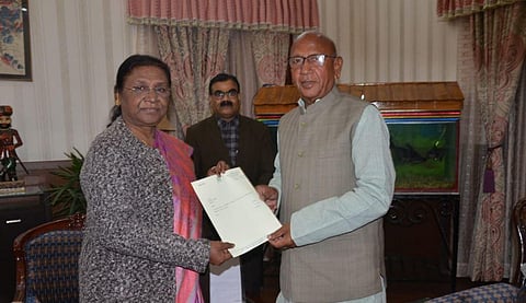 Saryu Roy met Jharkhand Governor Droupadi Murmu. (Photo | Twitter/@roysaryu)
