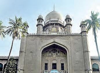 Extra-judicial confession cannot always form the basis of conviction