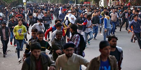 Protesting Jamia students shouted slogans against BJP MP Vijay Goel. (Photo | Arun Kumar, EPS)