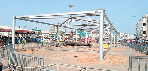 The upcoming canopy along Badadanda near Simhadwar of Jagannath temple