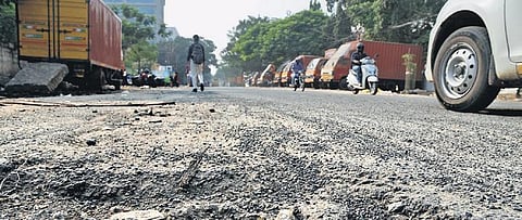 A picture of bad roads at SIDCO Industrial Estate near Gandhi Nagar in Guindy.