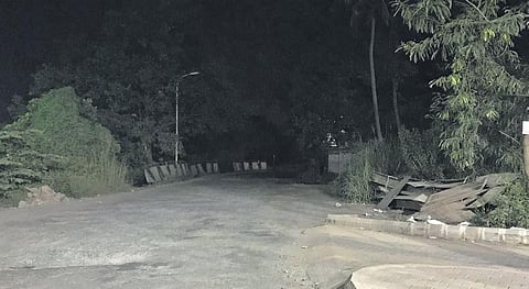 The 500 metre stretch between the metro station and the hub back exit bus stop that is in complete darkness