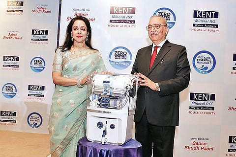 Hema Malini and Mahesh Gupta, CMD, Kent RO unveiled new water purifier | Express