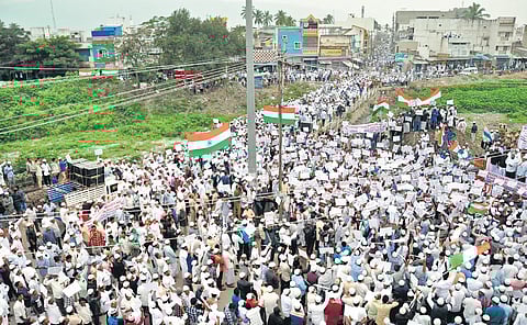 1. Muslims staging a massive rally in Ranipet against Citizens Amendment Act on Friday