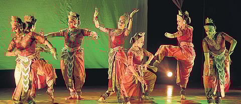 Monumental magnificence