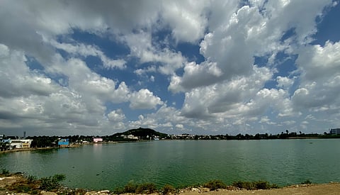 (Periya Eri in Pallavaram abrim with water after recent heavy rains. | Photo- Express)