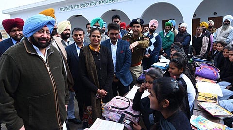 Punjab Chief Minister Capt Amarinder Singh interacting with students at the Government School, Dhianpur in Batala (Photo | Twitter @capt_amarinder)