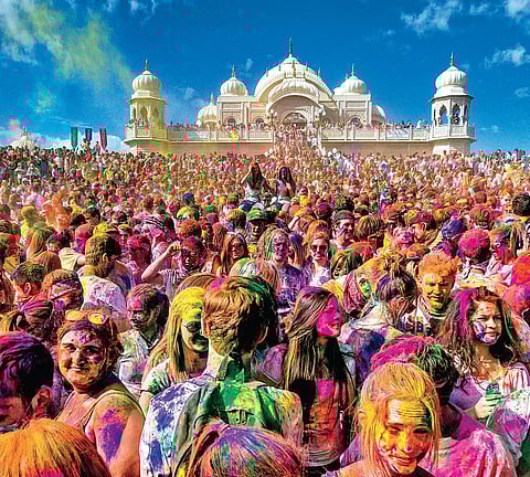 Top 5 destinations to celebrate Holi 
