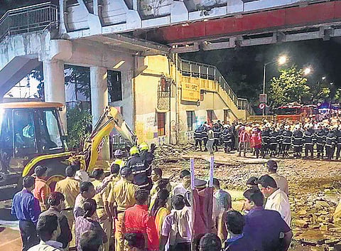 A foot overbridge in Mumbai collapsed last week leading to the deaths of 6 citizens and injuring 30| Express