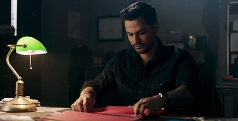 Kunal Kemmu in Abhay. (YouTube screengrab)