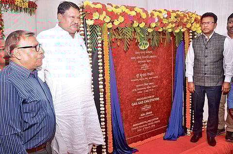 Union Tribal Affairs Minister Jual Oram inaugurating the CNG station | Express