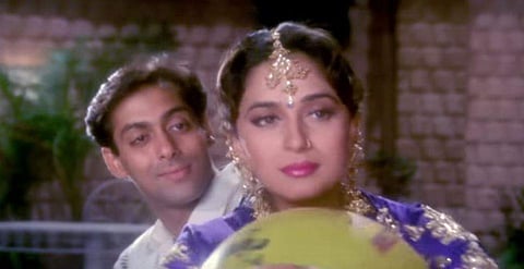Salman Khan and Madhuri Dixit in Hum Aapke Hai Kaun. (YouTube screengrab)