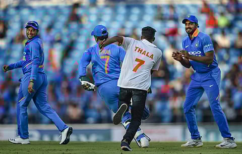 Dhoni decides to play a game of 'catch me if you can' | PTI