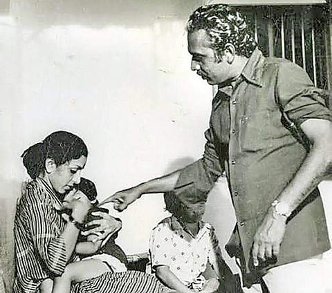 The late director, J Mahendran, explaining a scene to the actors during the shooting