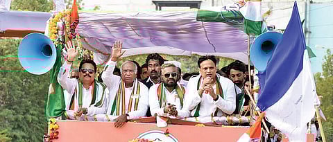 Congress candidate from Gulbarga Mallikarjun Kharge campaigning in the constituency | Express