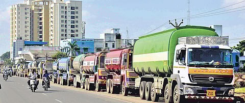 Private water tankers suck Kancheepuram dry