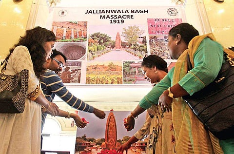 Visitors paying homage to Jallianwala Bagh martyrs in an event organized by the Historical Society of Hyderabad at Salar Jung Museum in Hyderabad on Saturday | S Senbagapandiyan