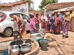 Women collecting water from a tubewell in Balangir  | Express